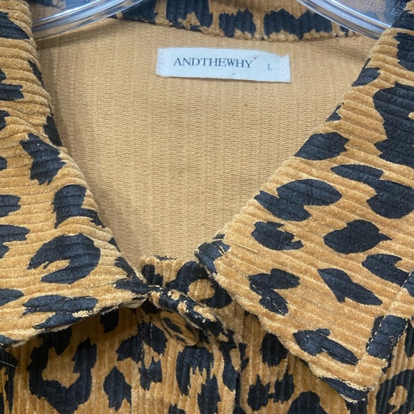 Leopard Print Jean Jacket - Picture 3 of 6